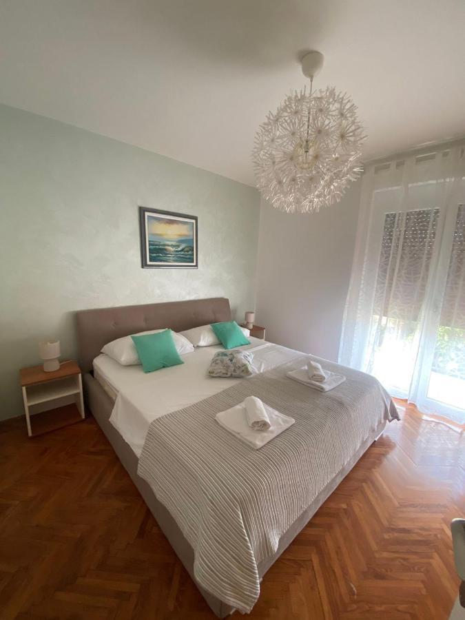 Family Beach Apartments Peroj Zewnętrze zdjęcie