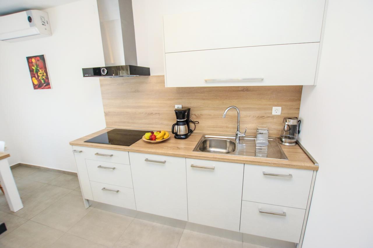 Family Beach Apartments Peroj Zewnętrze zdjęcie