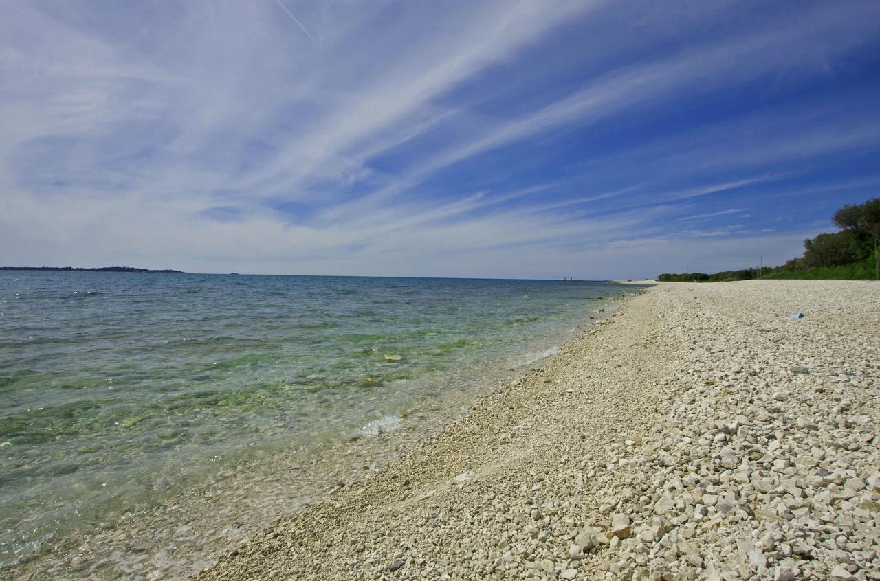 Family Beach Apartments Peroj Zewnętrze zdjęcie