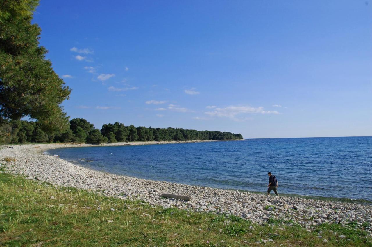 Family Beach Apartments Peroj Zewnętrze zdjęcie