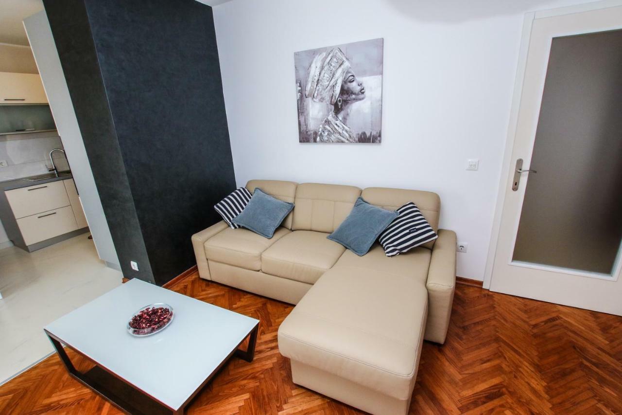 Family Beach Apartments Peroj Zewnętrze zdjęcie
